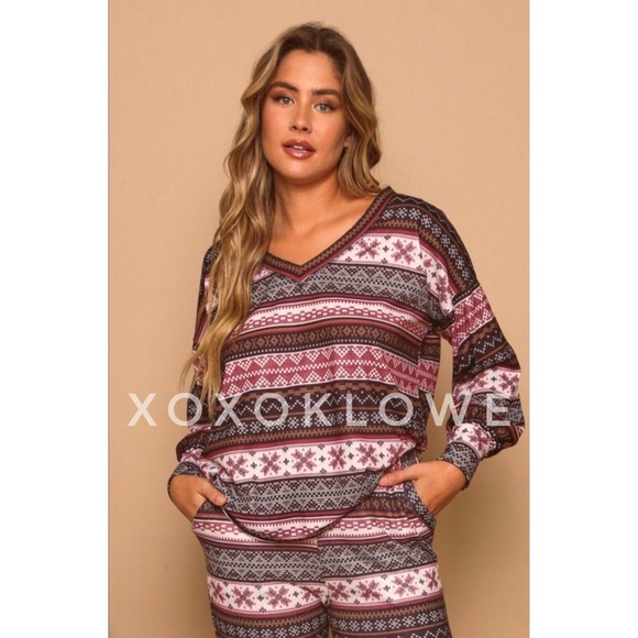 Faire Isle Print Knit Pajamas Set Matching Top + Pants - Picture 5 of 13